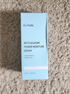 Unik Beta-Glucan Power Moisture Serum - Light Blue Packaging